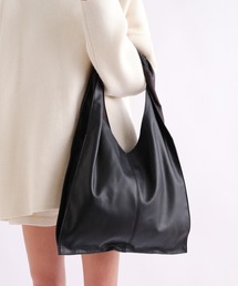 Actually | フェイクレザー トライアングルトート 三角バッグ(トートバッグ)