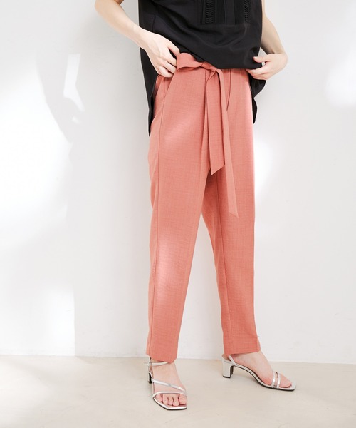 VIS(ビス)の「【接触冷感・洗える】美easy共布リボン付きテーパードパンツ【セットアップ対応】(スラックス・レディース・ターコイズブルー/オレンジ系その他/ブラック/ベージュ/ピンク系その他2/グリーン系その他/ネイビー/ブラウン系その他2/ブルー系その他4/ピンク/ホワイト系その他5・L/M/S/SS/LL)」の16枚目の写真