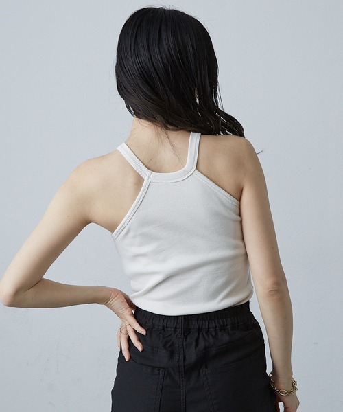 Shelly island（シェリーアイランド）の「カップ付きホルターネックタンク（タンクトップ・レディース・ブラック/オリーブ/ホワイト・FREE）」の15枚目の写真