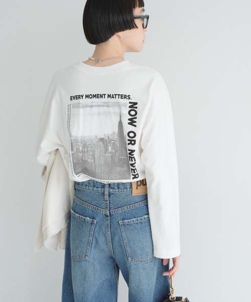 PUAL CE CIN（ピュアルセシン）の「ロゴ刺繍×フォトプリント２WAYカットソー（Tシャツ/カットソー・レディース・オフホワイト/ブルーグレー・FREE）」の2枚目の写真