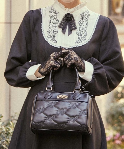 axes femme（アクシーズファム）の「モチーフキルティングボストン（ボストンバッグ・レディース・ブラック/キナリ/ピンク・FREE）」の3枚目の写真