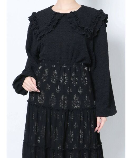 merry jenny(メリージェニー)の「くしゅくしゅフリルカラーtops(Tシャツ/カットソー・レディース・アイボリー/ブラック/ブルー・FREE)」の4枚目の写真