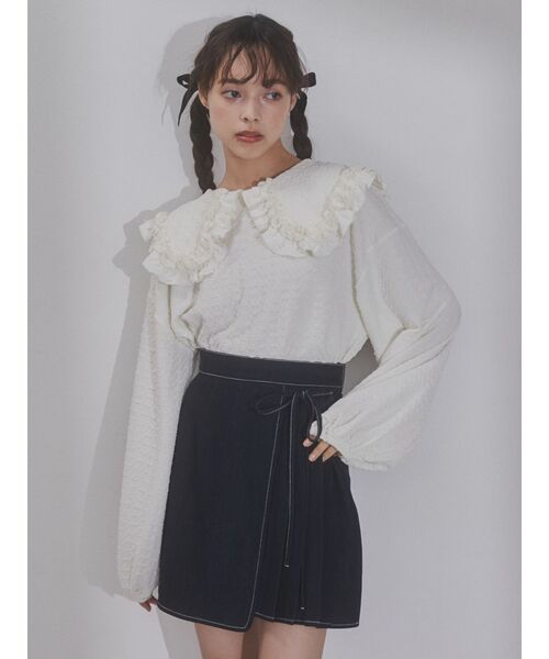 merry jenny(メリージェニー)の「くしゅくしゅフリルカラーtops(Tシャツ/カットソー・レディース・アイボリー/ブラック/ブルー・FREE)」の15枚目の写真