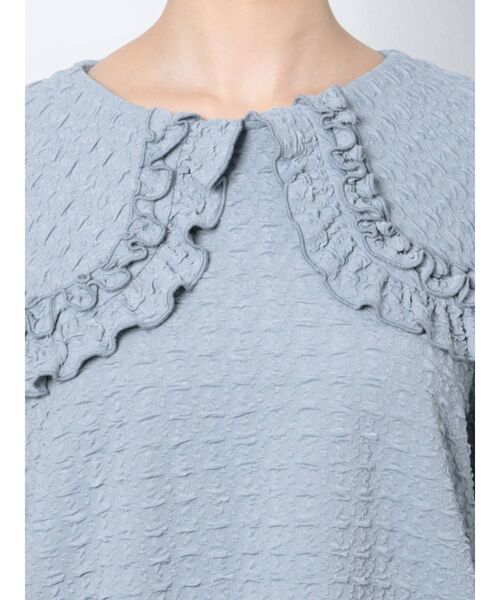 merry jenny(メリージェニー)の「くしゅくしゅフリルカラーtops(Tシャツ/カットソー・レディース・アイボリー/ブラック/ブルー・FREE)」の22枚目の写真