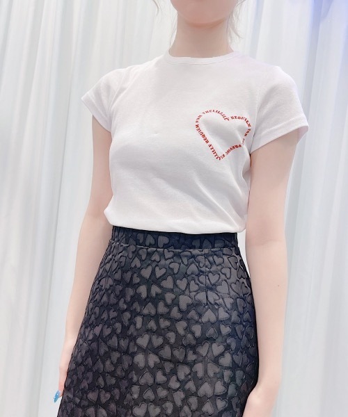 lilLilly（リルリリー）の「コンパクトハートロゴTシャツ（Tシャツ