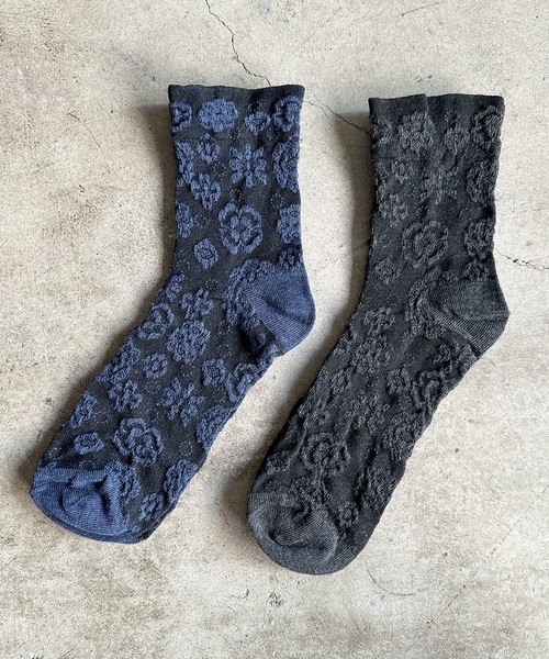 SHIZUTA（シズタ）の「SZT:ポコポコ凹凸柄 2Pセット フロート クルー