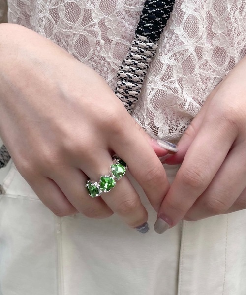 Casselini（キャセリーニ）の「Casselini(キャセリーニ)ハートビジューリング（リング・レディース・ブラック/グリーン/クリア・FREE）」の16枚目の写真