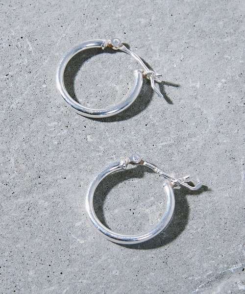 And A（アンドエー）の「And A アンドエー / hoop pierce フープピアス 両耳用 （シルバー925）（ピアス（両耳用）・メンズ・シルバー・15 /18/12）」の17枚目の写真
