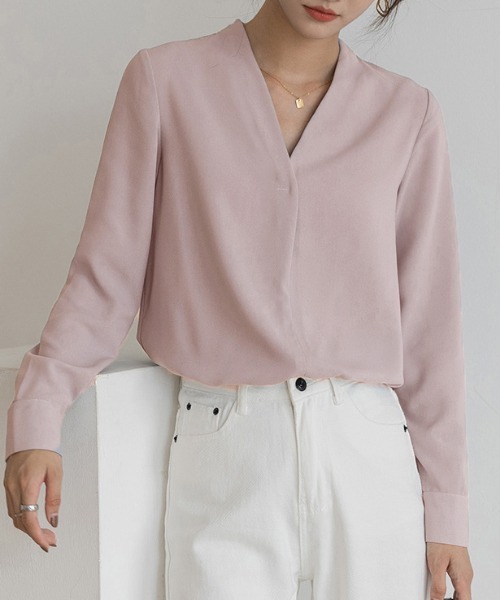 Coo+i（クーイ）の「胸元タックシャツブラウス（シャツ/ブラウス・レディース・ネイビー/ブラック/ピンク/モカ/ベージュ/ホワイト/グレー・XL/M/L）」の7枚目の写真