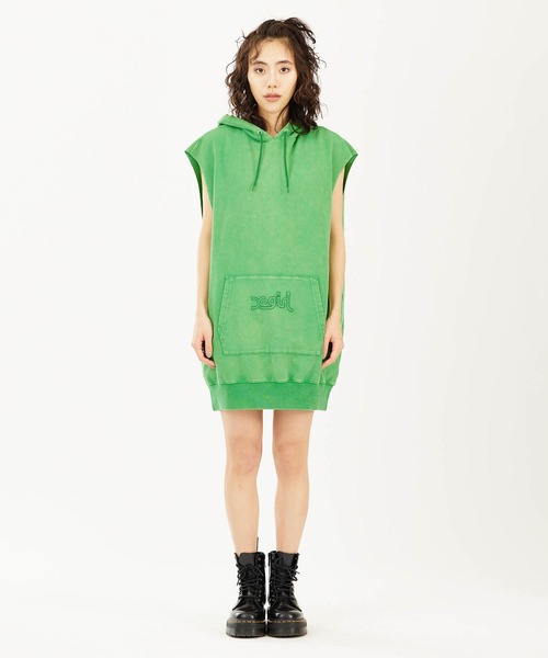 X-girl（エックスガール）の「SLEEVELESS HOODED DRESS
