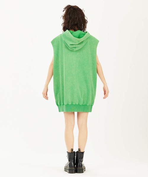 X-girl（エックスガール）の「SLEEVELESS HOODED DRESS（ワンピース・レディース・ブラック/ピンク/グリーン・S/M）」の5枚目の写真