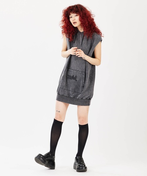 X-girl（エックスガール）の「SLEEVELESS HOODED DRESS（ワンピース・レディース・ブラック/ピンク/グリーン・S/M）」の18枚目の写真
