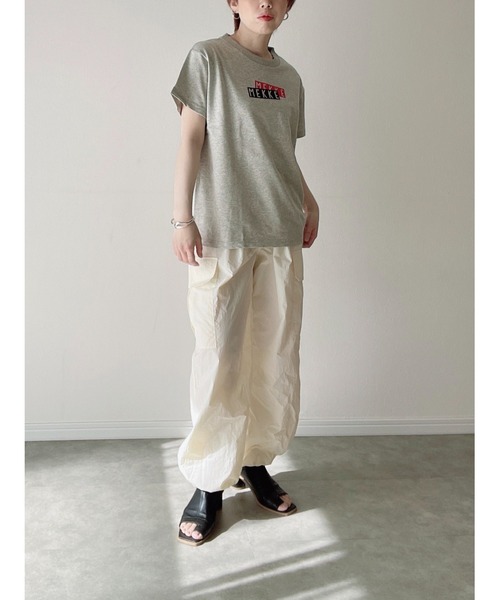 Yucca(ユッカ)の「MEKKEボックスロゴTシャツ(MEKKE 低身長向け)(Tシャツ/カットソー・レディース・杢グレー/ブラック/ホワイト・FREE)」の9枚目の写真