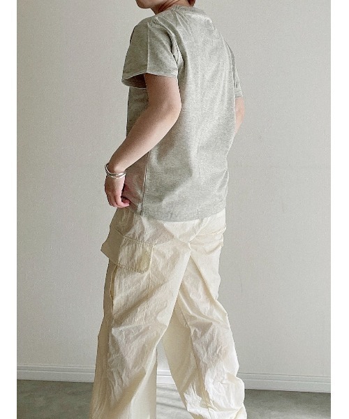 Yucca(ユッカ)の「MEKKEボックスロゴTシャツ(MEKKE 低身長向け)(Tシャツ/カットソー・レディース・杢グレー/ブラック/ホワイト・FREE)」の11枚目の写真