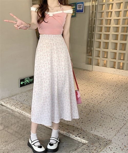 FREE STYLISTS(フリー スタイリスト)の「小花柄Aラインフレアロングスカート(スカート・レディース・ブラック/ライトイエロー/ブルー/ピンク・FREE)」の19枚目の写真