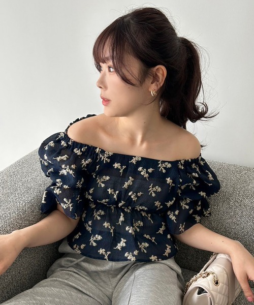 one after another NICE CLAUP（ワンアフターアナザーナイスクラップ）の「2way/3Dアソートオフショルブラウス（シャツ/ブラウス・レディース・ホワイト/ピンク/ネイビー・FREE）」の14枚目の写真