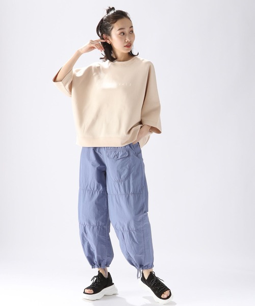 NUMERALS（ヌメラルズ）の「【Girls in NUMERALS】スウェットクルー（Tシャツ/カットソー・レディース・サックスブルー/ライトグリーン/チャコール/アイボリー・60/75）」の19枚目の写真