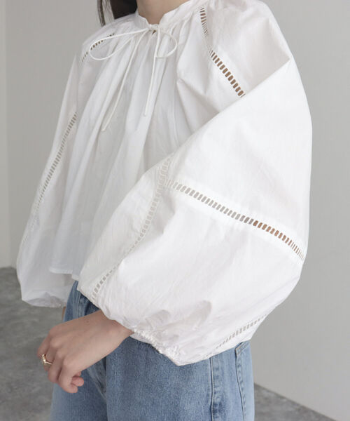 fredy emue(フレディエミュ)の「【fredyemueフレディエミュ】レースボリュームボレロシャツ(シャツ/ブラウス・レディース・ブラック/オフホワイト・38)」の6枚目の写真