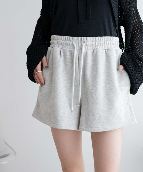 WEGO（ウィゴー）の「WEGO/スウェットイージーショーツ（スウェットパンツ・レディース・ブラック/杢グレー/ホワイト/グリーン・FREE）」の4枚目の写真