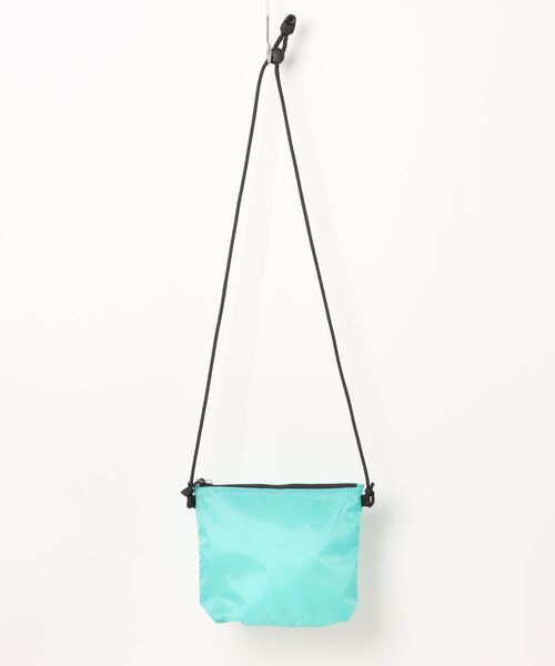 United Athle(ユナイテッドアスレ)の「ライトナイロン リップストップ サコッシュ 142001(ショルダーバッグ・メンズ・オフホワイト/オリーブ/サンドベージュ/ネイビー/ブラック/ブルー/ミント/オレンジ・FREE)」の5枚目の写真