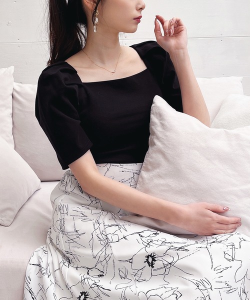 MIIA（ミーア）の「パフスリーブカットソー（Tシャツ/カットソー