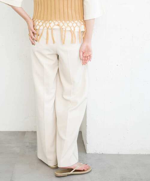 KBF（ケイビーエフ）の「サイドステッチラインパンツ（その他パンツ・レディース・グレー系その他/アイボリー/チャコールグレー・ONE）」の13枚目の写真