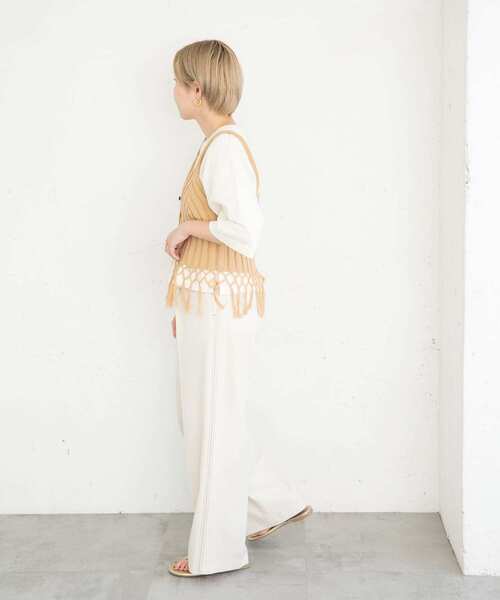 KBF（ケイビーエフ）の「サイドステッチラインパンツ（その他パンツ・レディース・グレー系その他/アイボリー/チャコールグレー・ONE）」の16枚目の写真