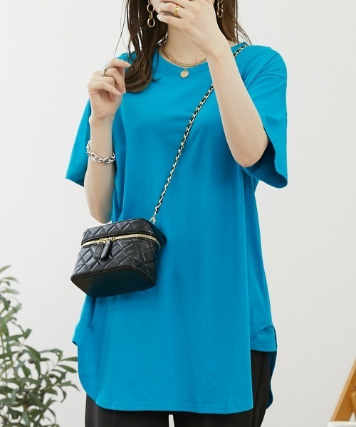 nissen（ニッセン）の「綿１００％　ゆるシルエットラウンドへムチュニック（Tシャツ/カットソー・レディース・オフホワイト/ブラック/ダークグレー/ネイビー/モカ/ピンク/カーキ/ブルーグレー/ミント/イエロー/ターコイズブルー・L/M/LL/S）」の9枚目の写真