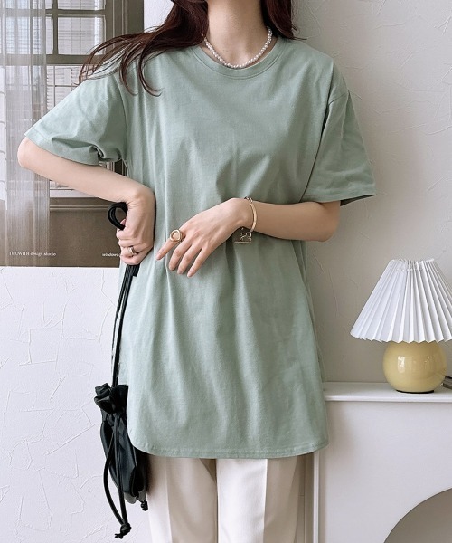 nissen（ニッセン）の「綿１００％　ゆるシルエットラウンドへムチュニック（Tシャツ/カットソー・レディース・オフホワイト/ブラック/ダークグレー/ネイビー/モカ/ピンク/カーキ/ブルーグレー/ミント/イエロー/ターコイズブルー・L/M/LL/S）」の7枚目の写真