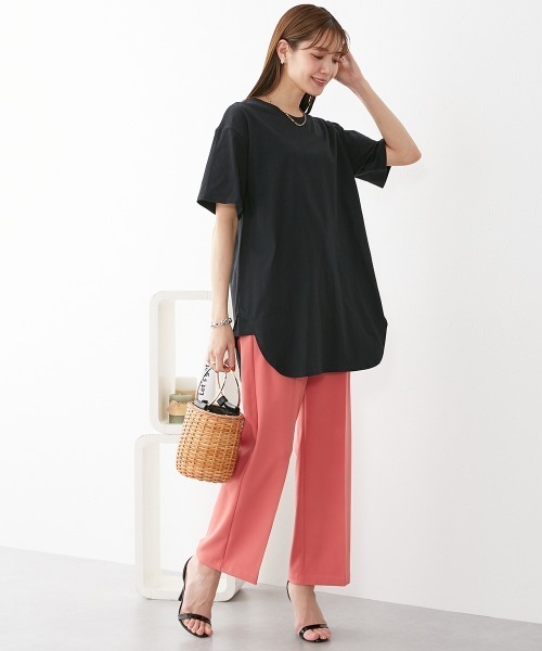 nissen（ニッセン）の「綿１００％　ゆるシルエットラウンドへムチュニック（Tシャツ/カットソー・レディース・オフホワイト/ブラック/ダークグレー/ネイビー/モカ/ピンク/カーキ/ブルーグレー/ミント/イエロー/ターコイズブルー・L/M/LL/S）」の22枚目の写真