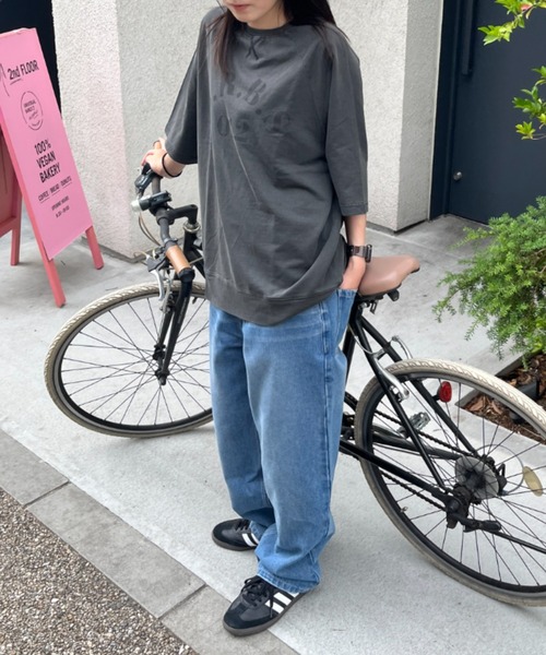 BROKEN BASE(ブロークンベース)の「ヴィンテージ加工ステンシルロゴスウェットT(Tシャツ/カットソー・メンズ・ライトグレー/チャコール・MEDIUM/LARGE)」の16枚目の写真