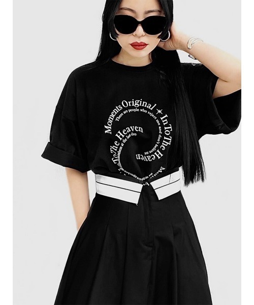 LVEU.（ラブユ.）の「【LVEU.】サークルロゴプリントオーバＴシャツ(Aiselect) / トップス Tシャツ 半袖 オーバー プリント グラフィック ブラック ホワイト（Tシャツ/カットソー・レディース・ホワイト/ブラック・FREE）」の11枚目の写真
