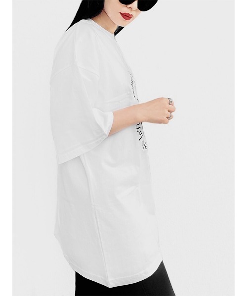 LVEU.（ラブユ.）の「【LVEU.】サークルロゴプリントオーバＴシャツ(Aiselect) / トップス Tシャツ 半袖 オーバー プリント グラフィック ブラック ホワイト（Tシャツ/カットソー・レディース・ホワイト/ブラック・FREE）」の15枚目の写真