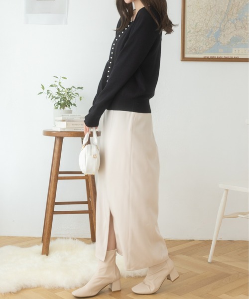 Ada.(エイダ)の「シアバター加工で保湿効果 パールデザイン 前後2WAY ニットプルオーバー(ニット/セーター・レディース・ライトピンク/オフホワイト/ブラック/ネイビー・FREE)」の19枚目の写真