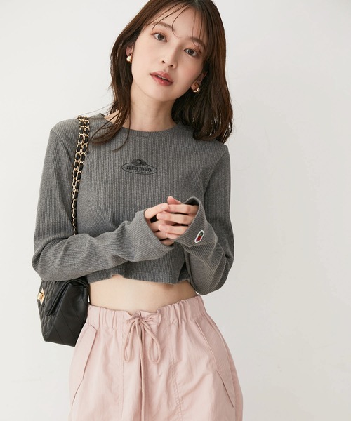 VIS（ビス）の「【FRUIT OF THE LOOM別注】テレコロゴ短丈ロングTシャツ【洗える】（Tシャツ/カットソー・レディース・グリーン系その他/グレー/オフホワイト・FREE）」の11枚目の写真