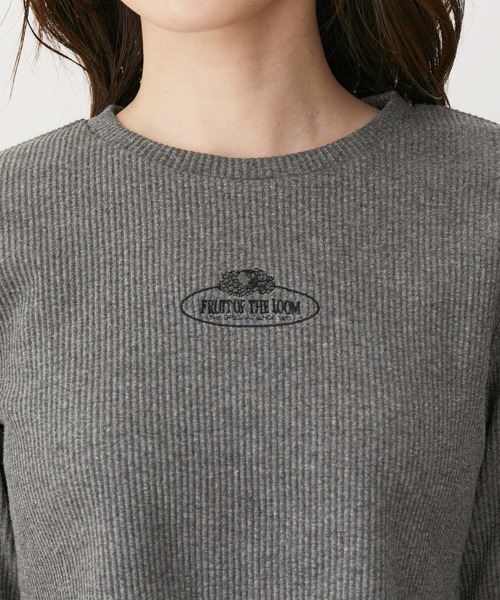 VIS（ビス）の「【FRUIT OF THE LOOM別注】テレコロゴ短丈ロングTシャツ【洗える】（Tシャツ/カットソー・レディース・グリーン系その他/グレー/オフホワイト・FREE）」の17枚目の写真