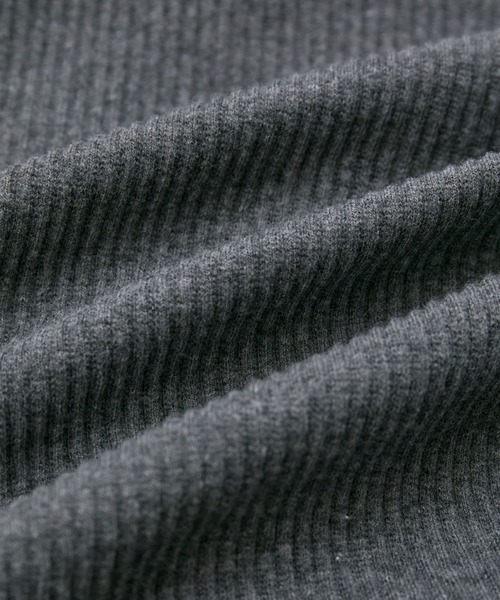 VIS（ビス）の「【FRUIT OF THE LOOM別注】テレコロゴ短丈ロングTシャツ【洗える】（Tシャツ/カットソー・レディース・グリーン系その他/グレー/オフホワイト・FREE）」の22枚目の写真