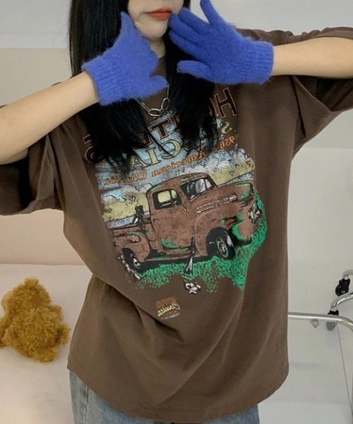 Sibra（シブラ）の「オーバーサイズプリントTシャツ（Tシャツ/カットソー・レディース・ブラック/ブラウン・M）」の7枚目の写真