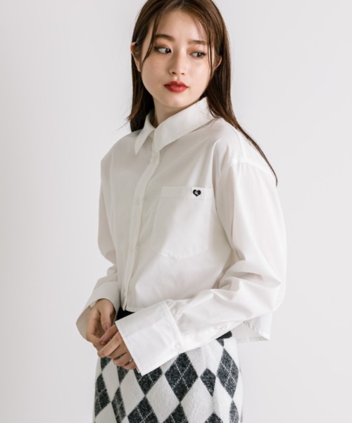 OLIVE des OLIVE（オリーブデオリーブ）の「ハートタグ付きクロップドシャツ　1032040110（シャツ/ブラウス・レディース・オフホワイト/サックスブルー・FREE）」の10枚目の写真