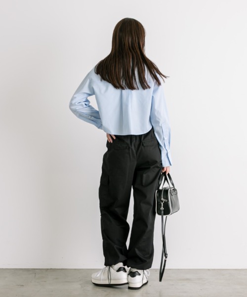 OLIVE des OLIVE（オリーブデオリーブ）の「ハートタグ付きクロップドシャツ　1032040110（シャツ/ブラウス・レディース・オフホワイト/サックスブルー・FREE）」の14枚目の写真