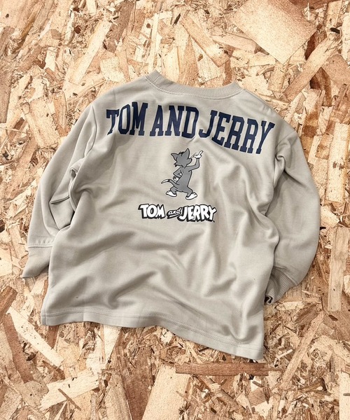 Tom＆Jerry（トムアンドジェリー）の「トムとジェリー バックプリントBIGトレーナー（スウェット・キッズ・グレイッシュベージュ/カーキ/ブラック/ベージュ系その他/チャコールグレー/ヘザーチャコール/ベージュ/ネイビー/ベージュ系その他2/ベージュ系その他4/ブラック系その他/ベージュ系その他3/ブルー系その他/グレー系その他・110cm/150cm/160cm/120cm/130cm/140cm）」の15枚目の写真