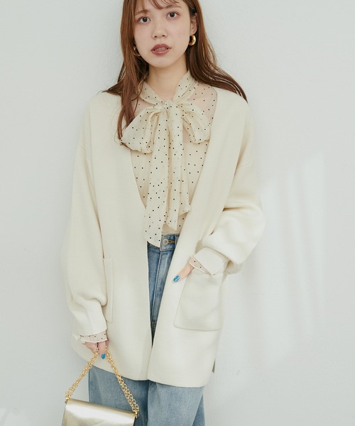 natural couture(ナチュラルクチュール)の「きれいめニットミドル丈コーディガン(カーディガン/ボレロ・レディース・チェック/オフホワイト/グレイッシュベージュ/サックスブルー/ブラック/ブルー・FREE)」の9枚目の写真