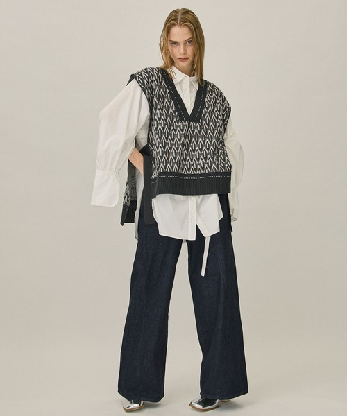 PUBLIC TOKYO（パブリックトウキョウ）の「ジオメトリックジャガードニットベスト（ベスト・レディース・ダークグレー/ネイビー・FREE）」の3枚目の写真