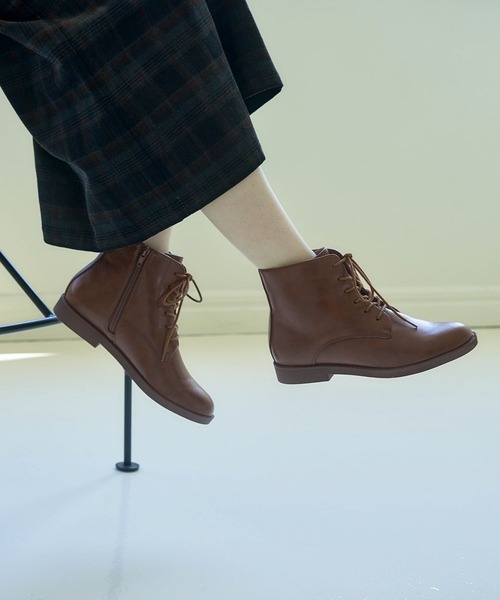 studio CLIP（スタディオクリップ）の「【消臭・抗菌防臭/クッションインソール】レースアップブーツ[M～LLサイズ展開]（ブーツ・レディース・ブラウン/ブラック・LARGE/X-LARGE/MEDIUM）」の5枚目の写真