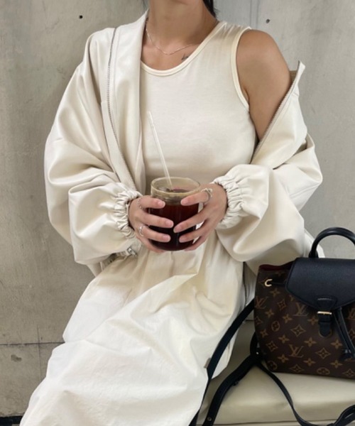 裾ドロストフェイクレザーブルゾン（ブルゾン）｜LYEON（リヨン）