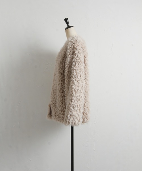 tocco closet（トッコ　クローゼット）の「オーバーサイズロングシャギーボアカーディガン（カーディガン/ボレロ・レディース・ピンク/アイボリー/グレイッシュベージュ/ブルー系その他・M）」の9枚目の写真