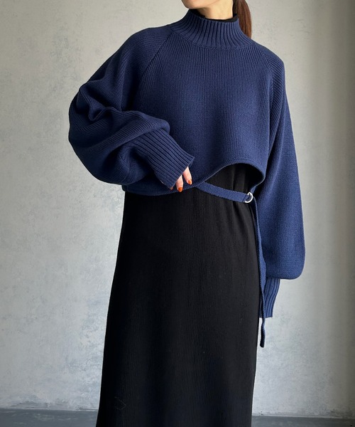 &g'aime(アンジェム)の「【&g'aime】カーブデザインウエストベルトセーター(ニット/セーター・レディース・ブラック/グレイッシュベージュ/ブルー・FREE)」の18枚目の写真
