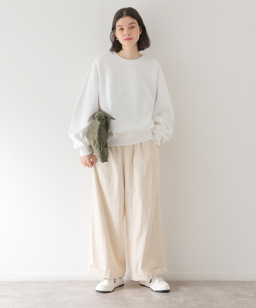 Simplicite（サンプリシテ）の「オーバーサイズ微起毛裏毛プルオーバー（スウェット・レディース・ブラック/ホワイト/ピンク/ブルー・FREE）」の21枚目の写真