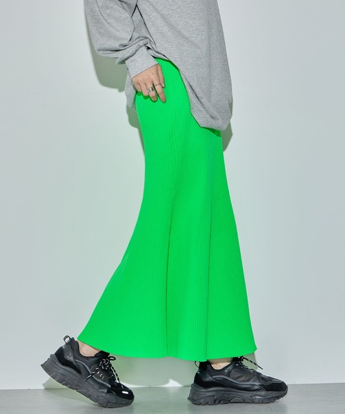 ELLEgirl（エルガール）の「スウェットライクリブニットマーメイドスカート【ELLEgirl/エル ガール】（スカート・レディース・グリーン/ブラック/パープル・FREE）」の21枚目の写真