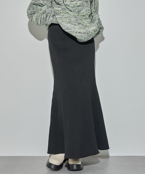 ELLEgirl（エルガール）の「スウェットライクリブニットマーメイドスカート【ELLEgirl/エル ガール】（スカート・レディース・グリーン/ブラック/パープル・FREE）」の7枚目の写真